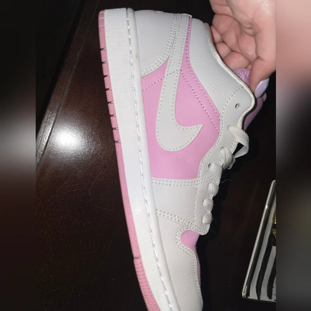 Jordan Purple and White Sneakers - Picture 2 of 3